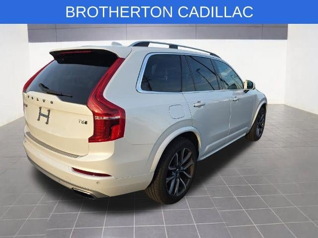 Used 2017 Volvo XC90 T6 Momentum w/ Momentum Plus Package AWD/4WD image 8