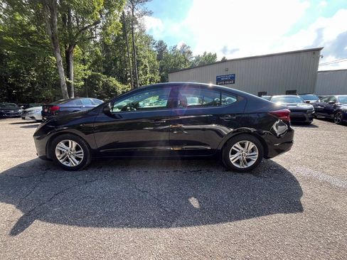 Used 2019 Hyundai Elantra SEL FWD image 11