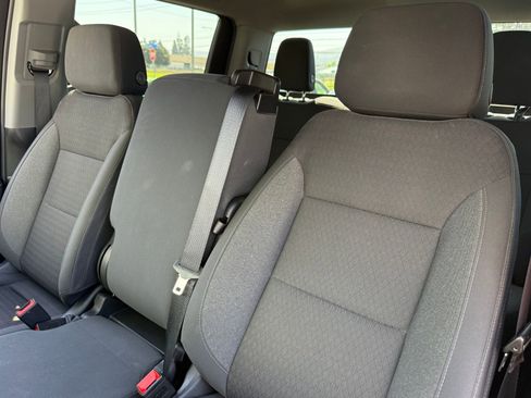 Used 2025 Chevrolet Silverado 1500 LT image 28