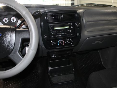 Used 2004 Ford Ranger 2WD SuperCab image 13