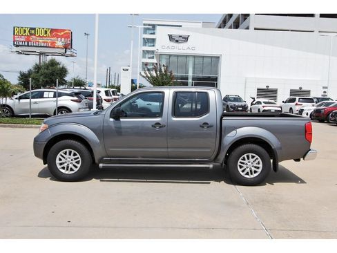 Certified 2018 Nissan Frontier SV RWD image 4