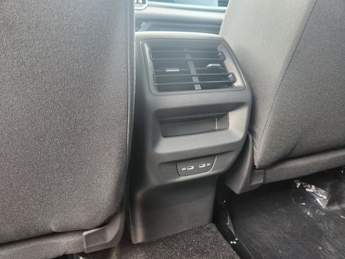 New 2026 Volkswagen Tiguan S image 21