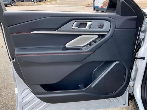 New 2026 Ford Explorer ST w/ Sun And Sound Package image 10