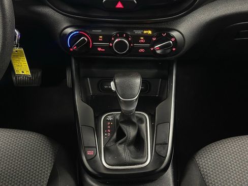 Used 2020 Kia Soul LX FWD image 18
