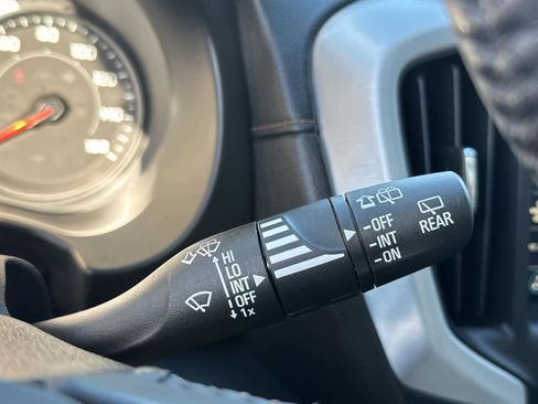 Used 2021 GMC Terrain SLT w/ Infotainment Package II image 22