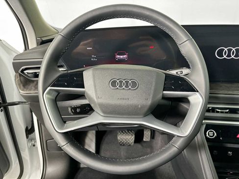 New 2025 Audi Q5 Premium Plus image 10