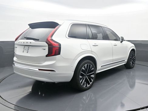 Used 2025 Volvo XC90 T8 Ultra w/ Protection Package image 7