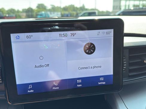 Used 2023 Ford Explorer XLT image 22