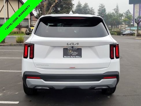 New 2026 Kia Sorento LX image 5