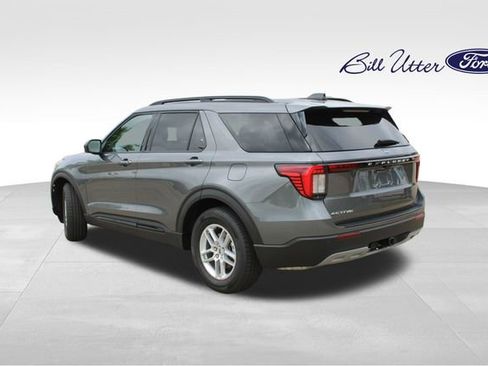 Used 2026 Ford Explorer Active w/ Active Comfort Package image 7