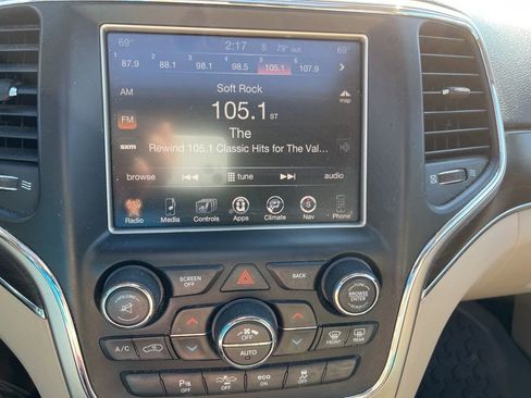 Used 2014 Jeep Grand Cherokee Limited w/ Luxury Group II image 15