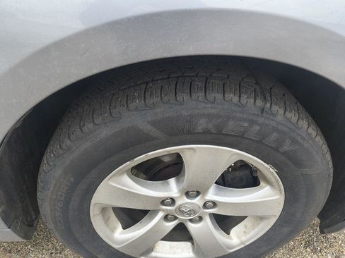 Used 2013 Toyota Sienna LE w/ Towing Pkg image 35