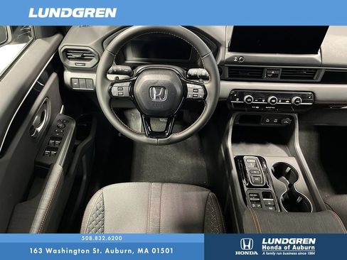 New 2026 Honda Pilot Sport image 8