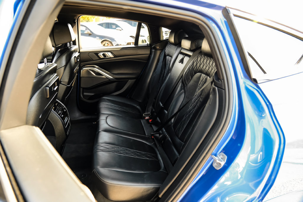 Used 2020 BMW X6 M50i w/ Premium Package AWD/4WD image 45
