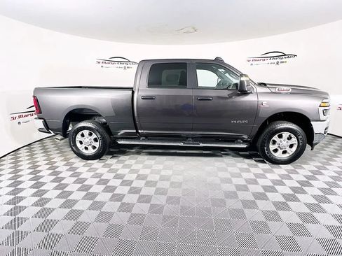 Used 2025 RAM 2500 Big Horn AWD/4WD image 9