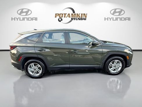 Certified 2026 Hyundai Tucson SE FWD image 4