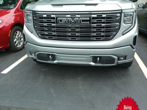 Used 2024 GMC Sierra 1500 Denali Ultimate AWD/4WD image 1