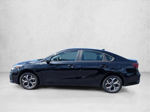 Used 2021 Kia Forte LXS FWD image 8
