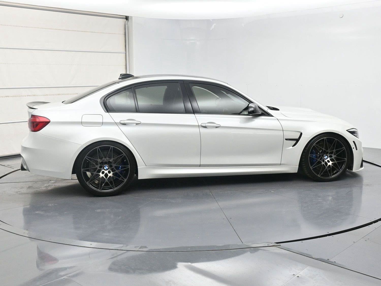 Used 2018 BMW M3 RWD image 29