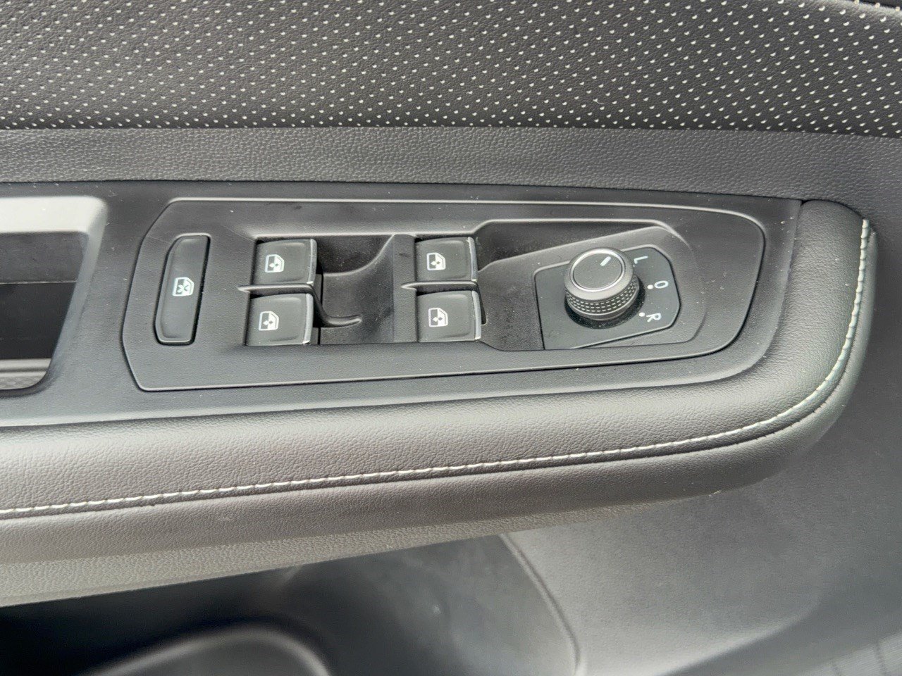 Certified 2024 Volkswagen Atlas SE AWD/4WD image 15