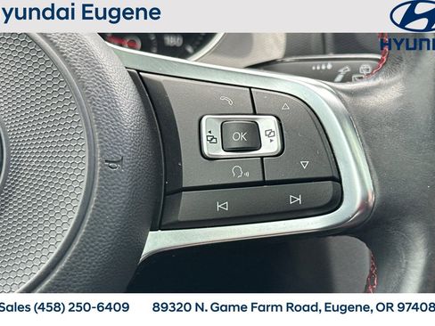 Used 2017 Volkswagen GTI Autobahn image 33