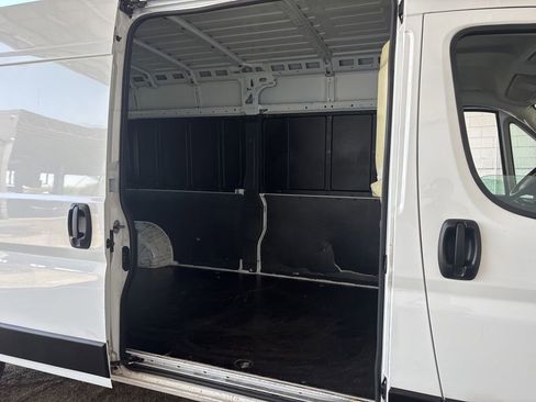 Used 2019 RAM ProMaster 2500 FWD image 18