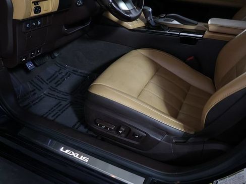 Used 2017 Lexus ES 350 w/ Luxury Package FWD image 23