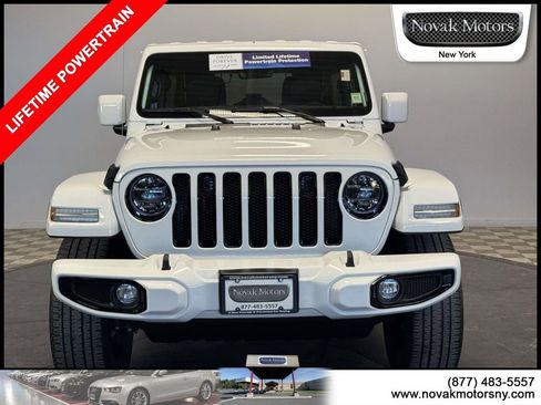 Used 2022 Jeep Wrangler Unlimited Sahara AWD/4WD image 2