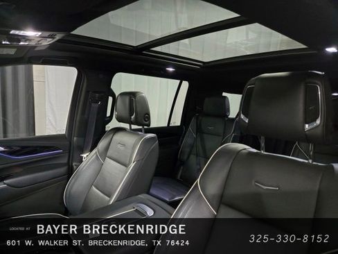 Used 2023 Cadillac Escalade ESV Sport image 16