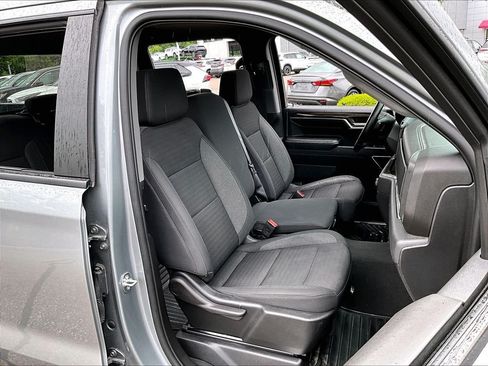Used 2023 Chevrolet Silverado 1500 LT AWD/4WD image 11