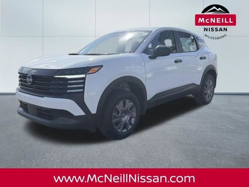 New 2026 Nissan Kicks S w/ Charging Package FWD image 3