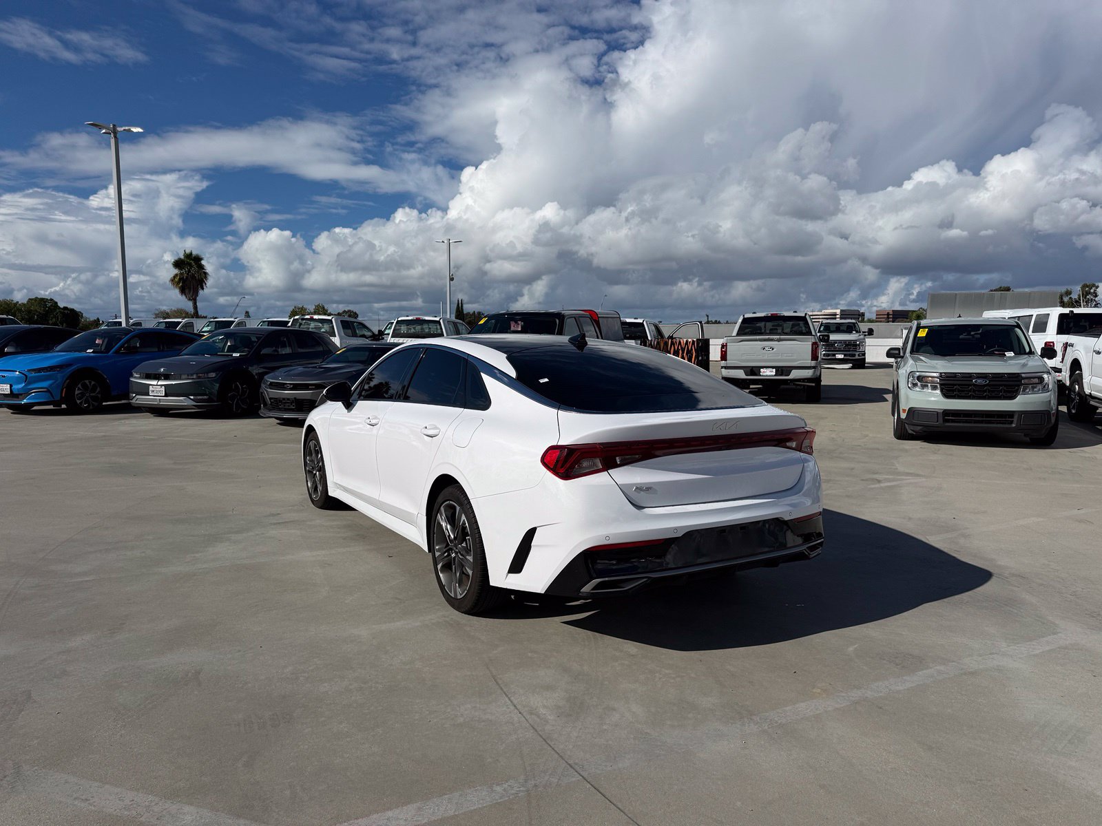 Used 2022 Kia K5 EX w/ EX Premium Package FWD image 2