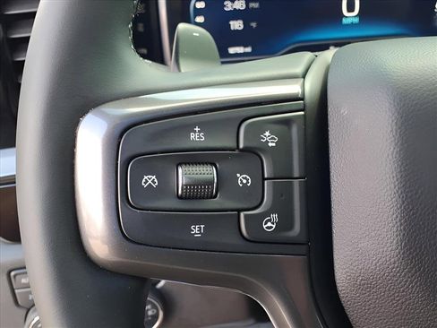 Used 2025 Chevrolet Silverado 1500 ZR2 image 19