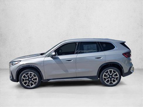 Used 2026 BMW X1 xDrive28i AWD/4WD image 5