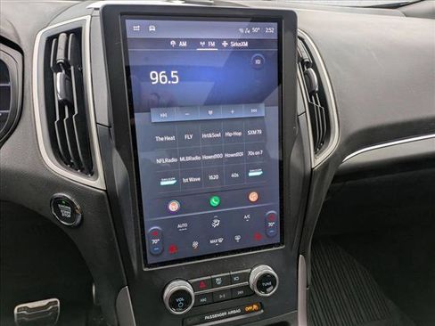 Used 2022 Ford Edge ST-Line w/ Class II Trailer Tow Package image 12