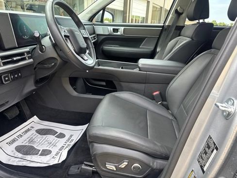 Used 2026 Hyundai Santa Fe SEL FWD image 10