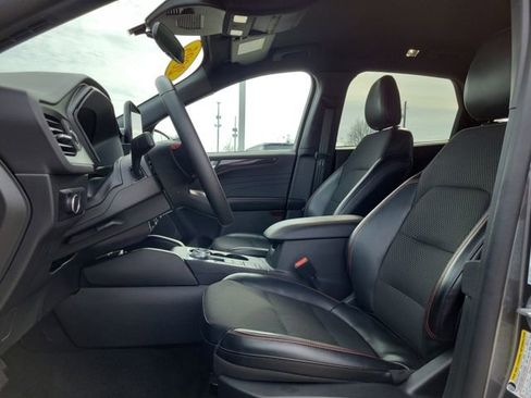 Used 2025 Ford Escape ST-Line image 19