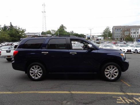 Used 2010 Toyota Sequoia Platinum AWD/4WD image 6
