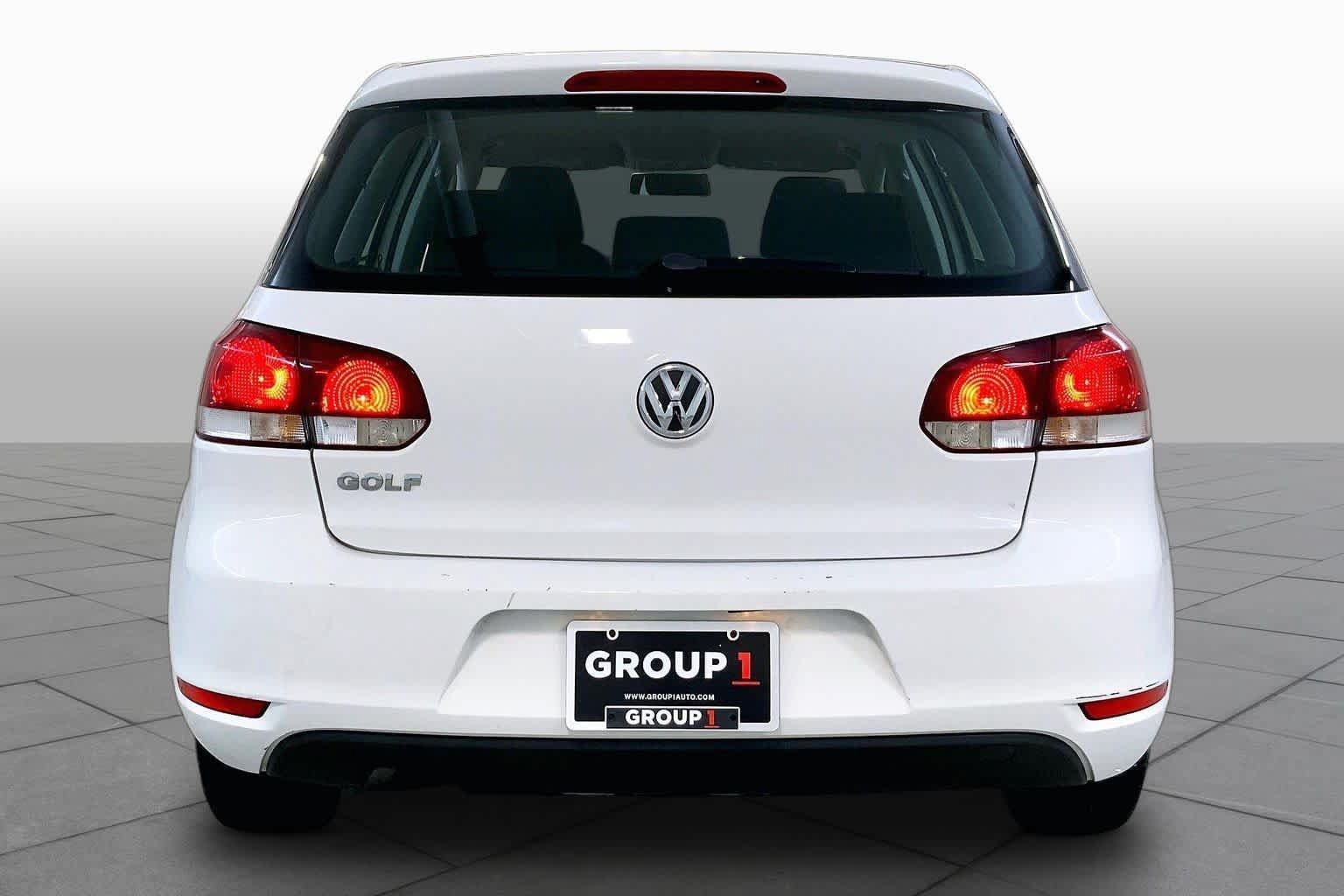 Used 2013 Volkswagen Golf 4-Door FWD image 4