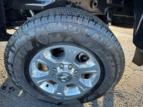 Used 2024 RAM 2500 Big Horn w/ Bed Utility Group AWD/4WD image 8