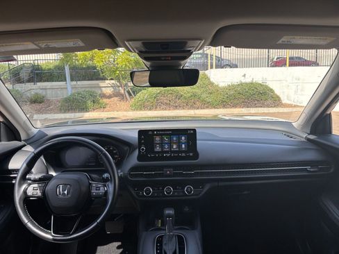 Used 2025 Honda HR-V EX-L image 34