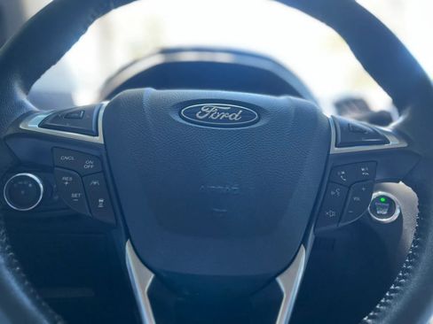 Used 2019 Ford Edge SEL w/ Equipment Group 201A FWD image 14