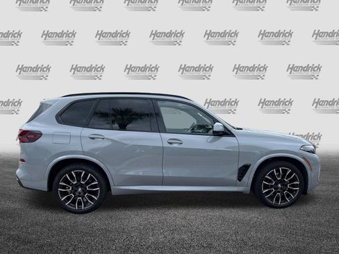 Certified 2024 BMW X5 xDrive40i w/ Executive Package AWD/4WD image 11