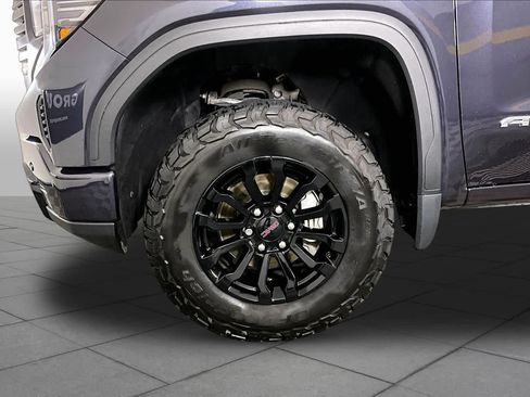 Used 2022 GMC Sierra 1500 AT4X AWD/4WD image 11