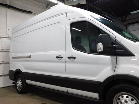 Used 2023 Ford Transit 250 High Roof AWD w/ Exterior Upgrade Package image 14