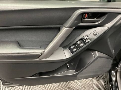 Used 2016 Subaru Forester 2.5i Premium w/ Popular Package #2 AWD/4WD image 15