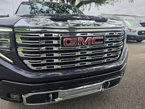 Used 2022 GMC Sierra 1500 Denali AWD/4WD image 13