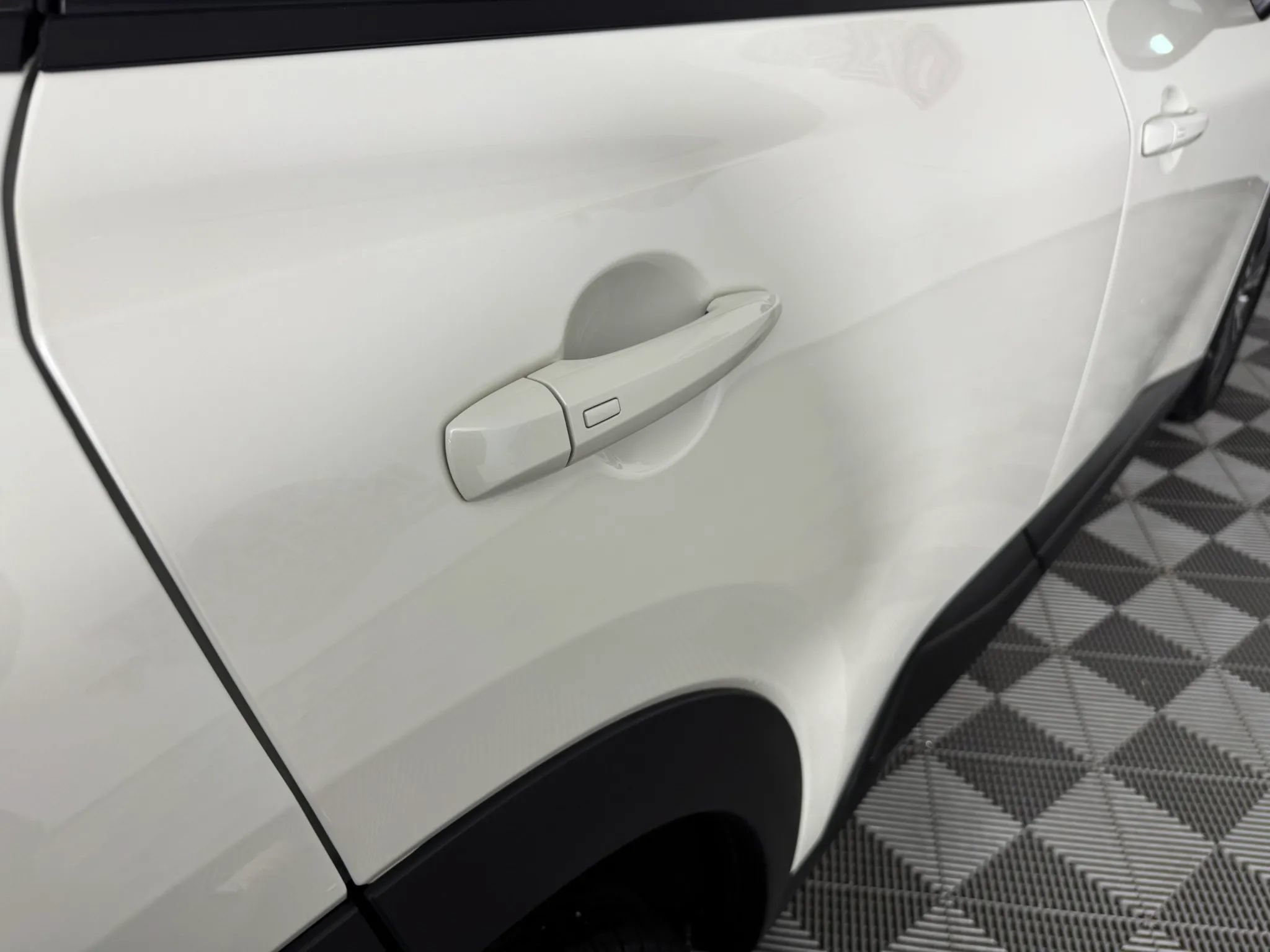 Used 2023 Nissan Rogue SV AWD/4WD image 29