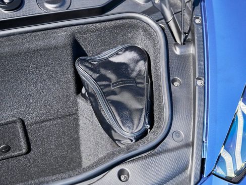 Used 2024 Lamborghini Huracan Tecnica image 22