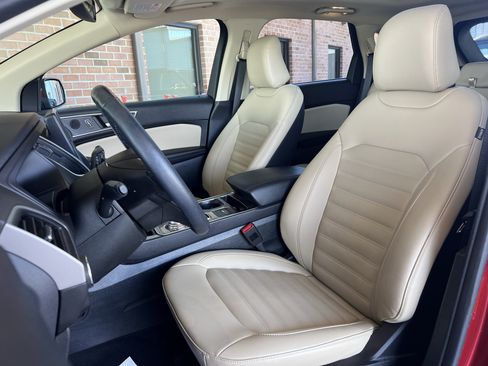 Used 2023 Ford Edge SEL w/ Convenience Package AWD/4WD image 13